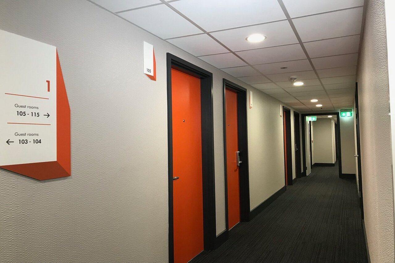 Easyhotel Leeds Экстерьер фото