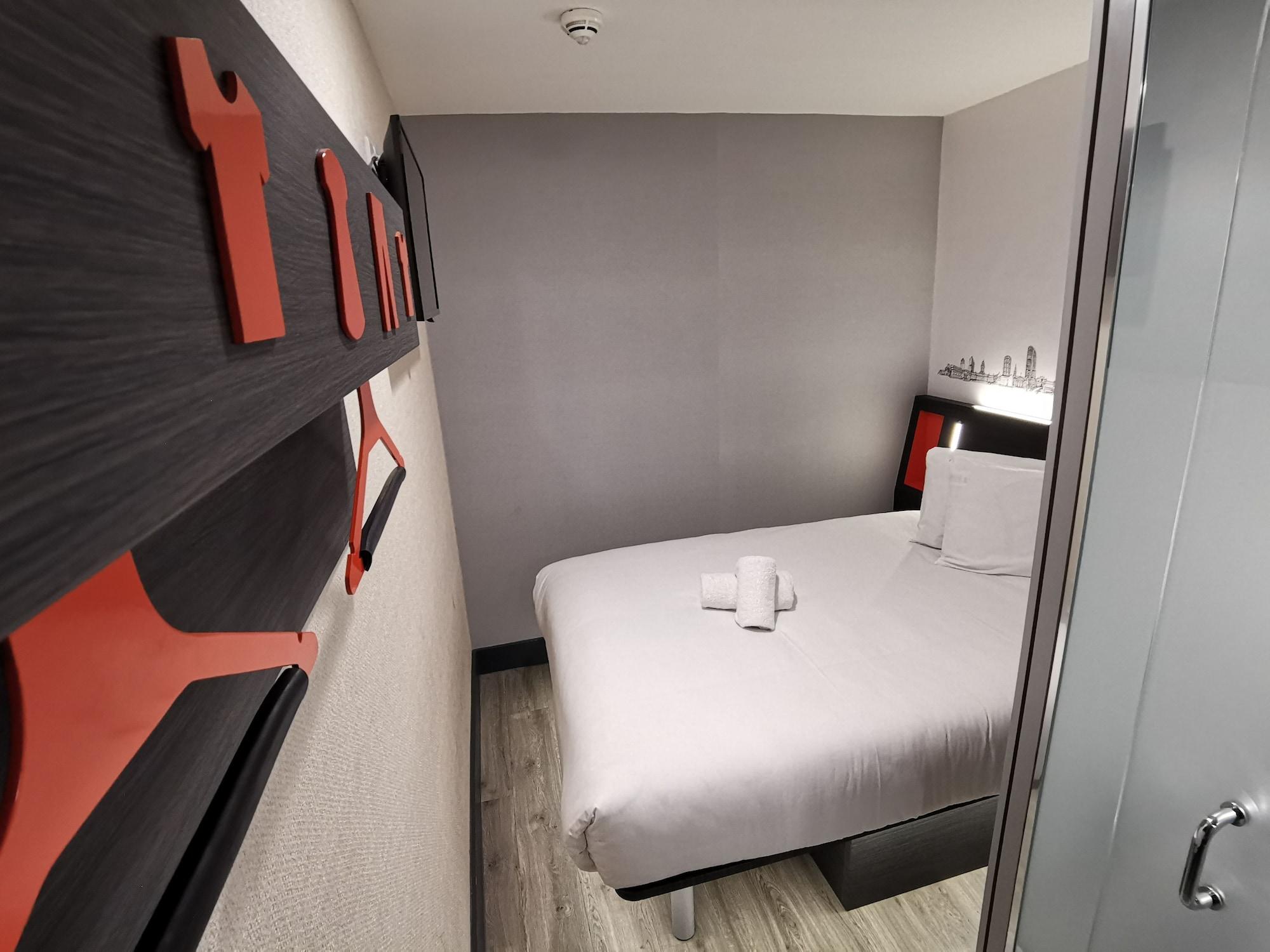 Easyhotel Leeds Экстерьер фото
