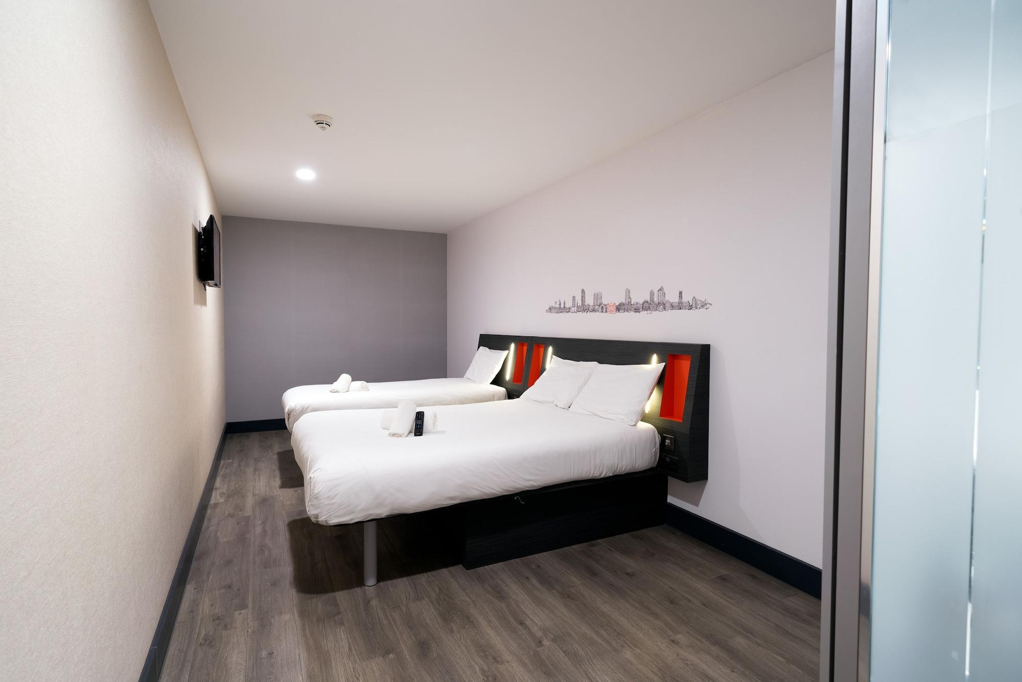 Easyhotel Leeds Экстерьер фото