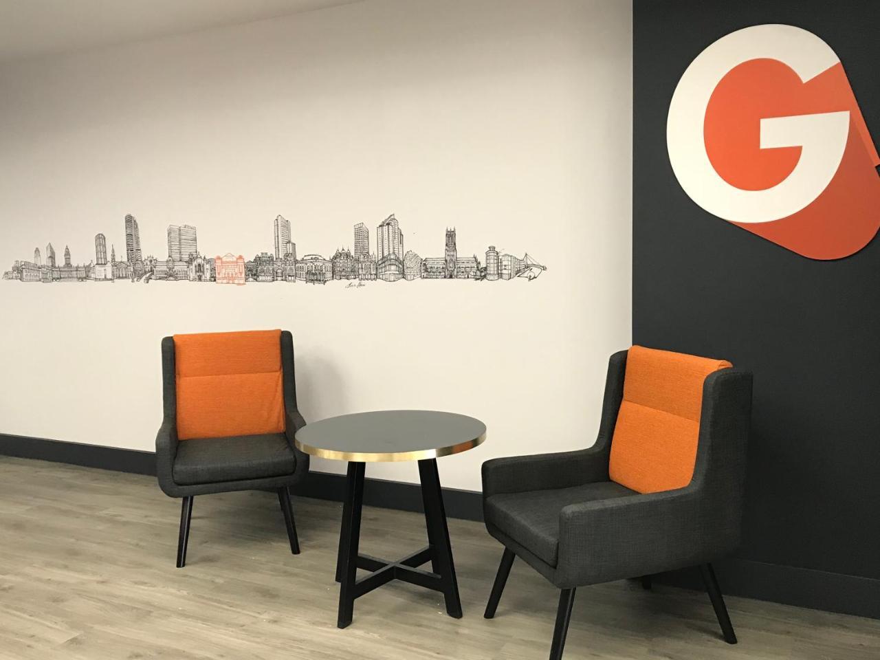 Easyhotel Leeds Экстерьер фото
