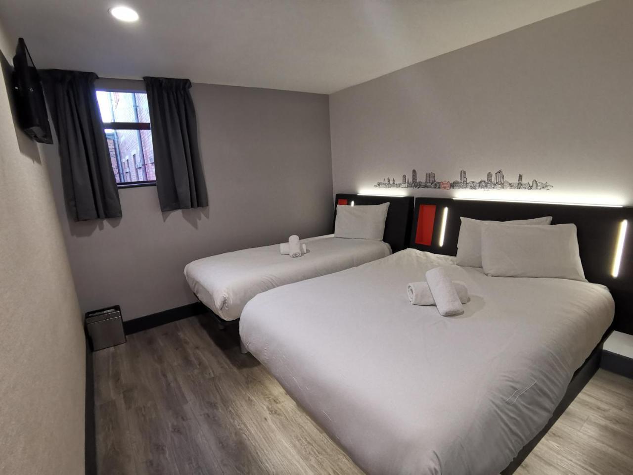 Easyhotel Leeds Экстерьер фото